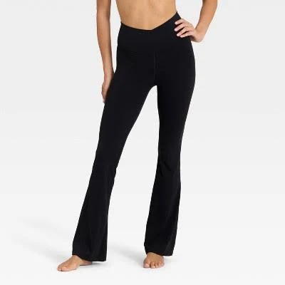 Women's All in Motion Everyday Soft Crossover Flare Leggings