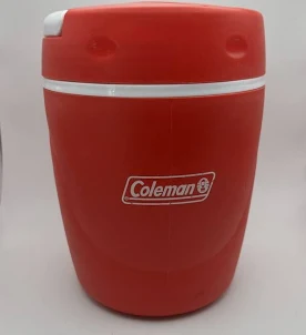 Coleman 2 Compartment Lunch Box Red 1.2 Liter / 33oz. With Spoon