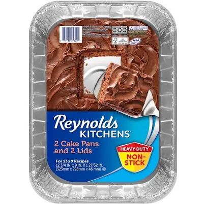 Reynolds Kitchens Aluminum Pans with Lids
