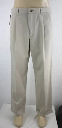 Dockers Stain Defender D3 Khaki Pleated & Cuffed