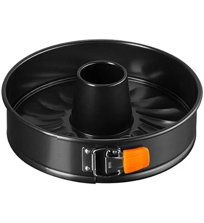 Le Creuset Anniversary Pastry Set