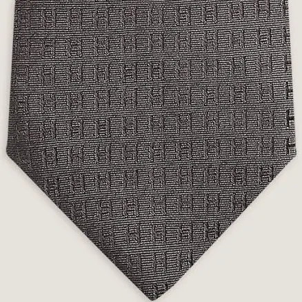 Hermès Faconnee H Tie