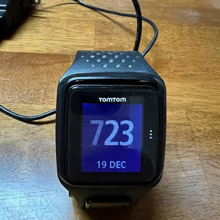 TomTom Water Resistant Watch Model 8R500 - Men
