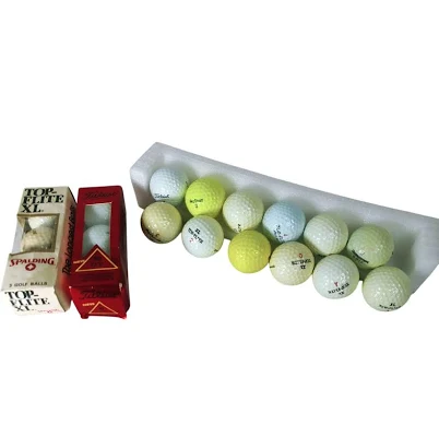 Vintage Spalding & Titleist Golf Balls Assortment of 18